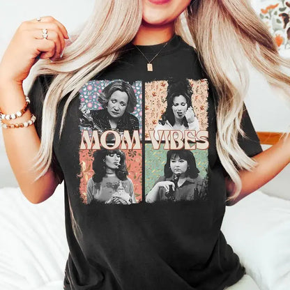 90s Mom Vibes T-Shirt, Cool Mom Gifts, Funny Mom T-Shirt, Mom Life t-Shirt, Trendy Funny Mom T-Shirt, Gift Mother's Day, Short Sleeve T-Shirt for Women